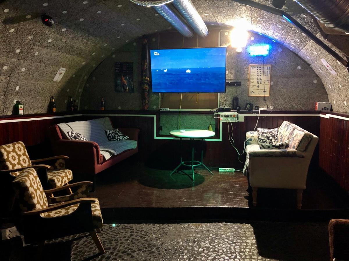 בודפשט Whole Basement Former Pub 5 For Stag Do מראה חיצוני תמונה